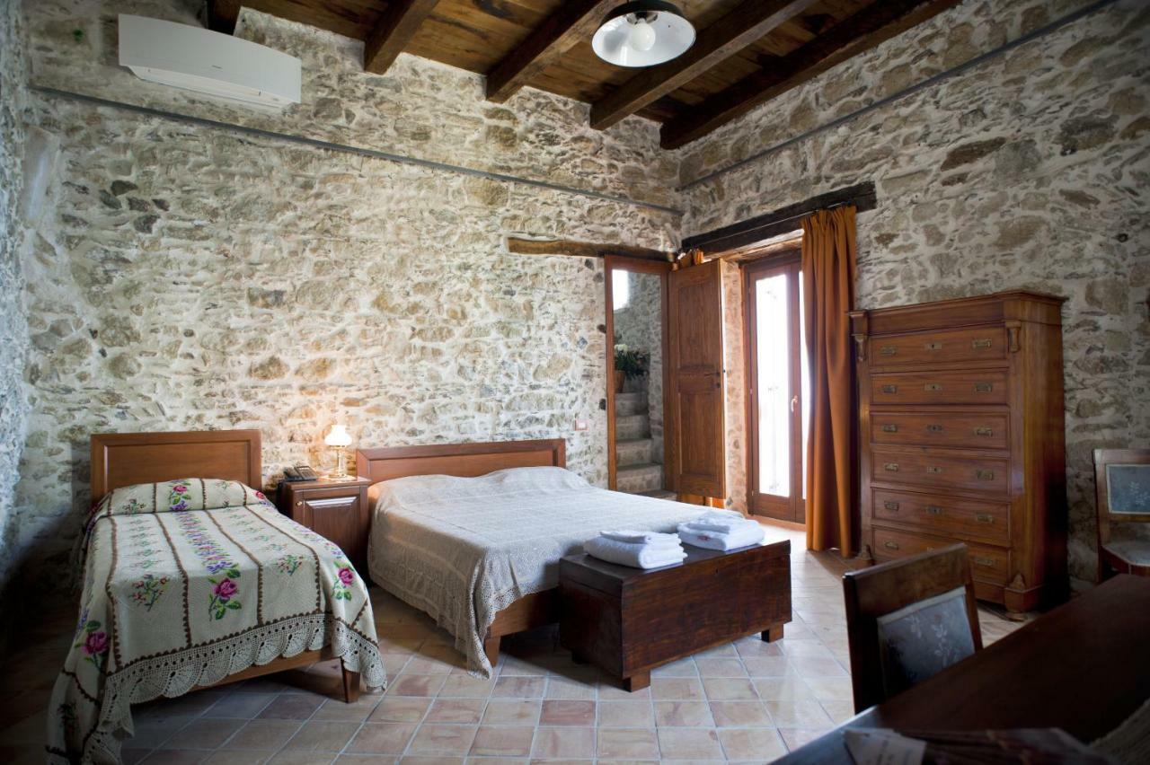 ホテル Residenza D'Epoca Borgodifiume フィウメフレッド・ブルーツィオ エクステリア 写真