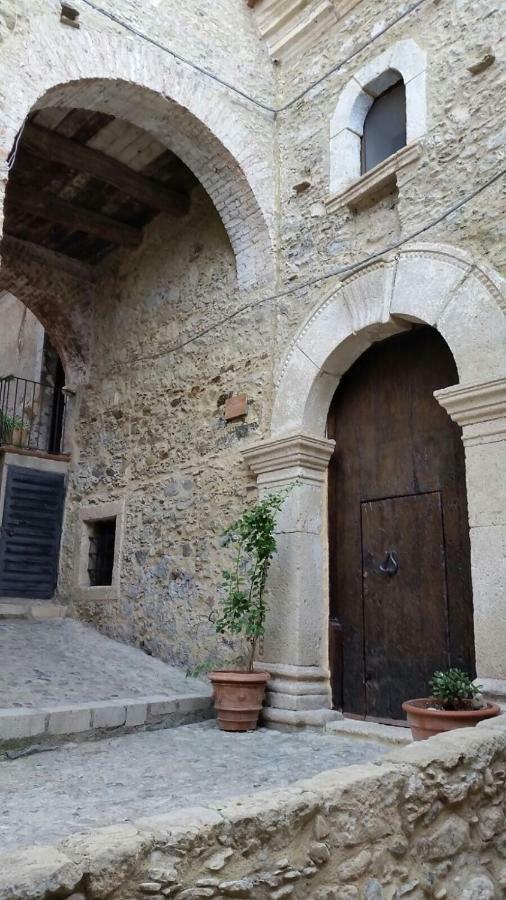 ホテル Residenza D'Epoca Borgodifiume フィウメフレッド・ブルーツィオ エクステリア 写真